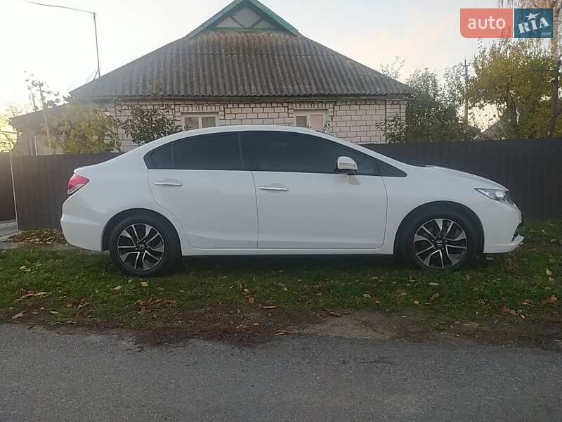 Седан Honda Civic 2013 в Калиновке