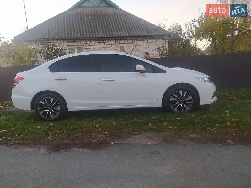 Седан Honda Civic 2013 в Калиновке