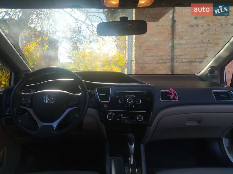 Седан Honda Civic 2013 в Калиновке