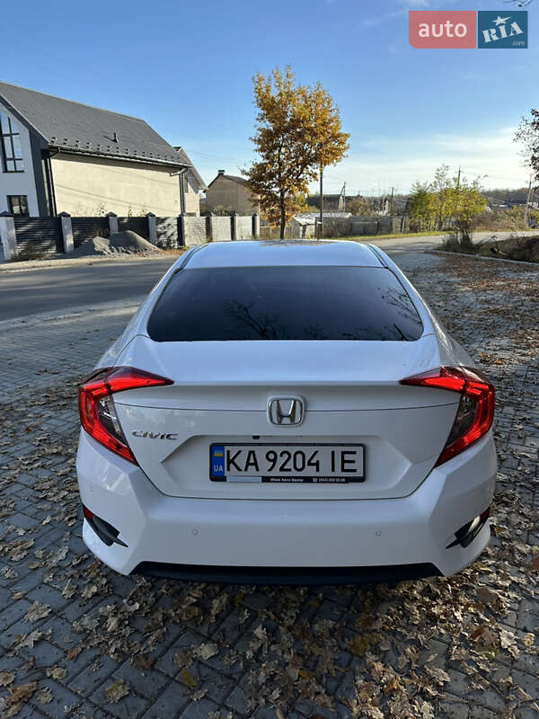 Седан Honda Civic 2017 в Виннице