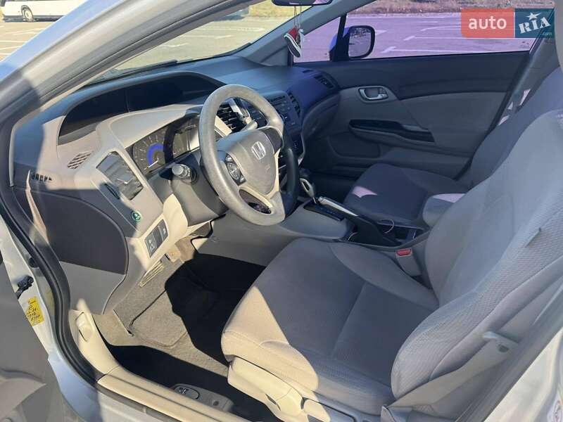 Седан Honda Civic 2012 в Киеве фото 7 Седан Honda Civic 2012 в Киеве