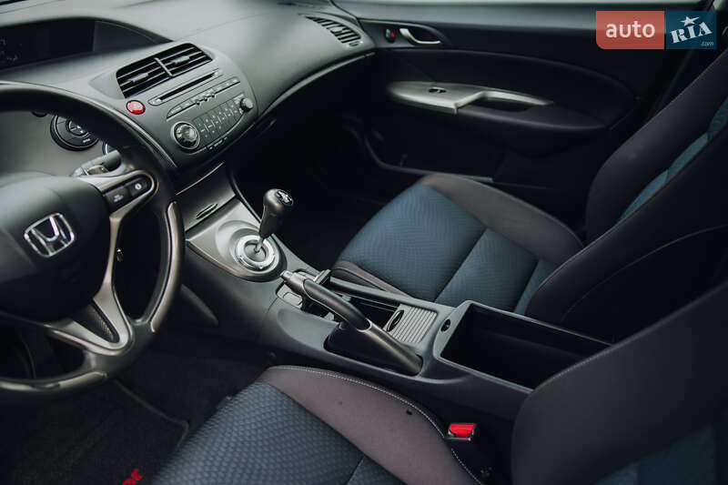 Хэтчбек Honda Civic 2010 в Бучаче