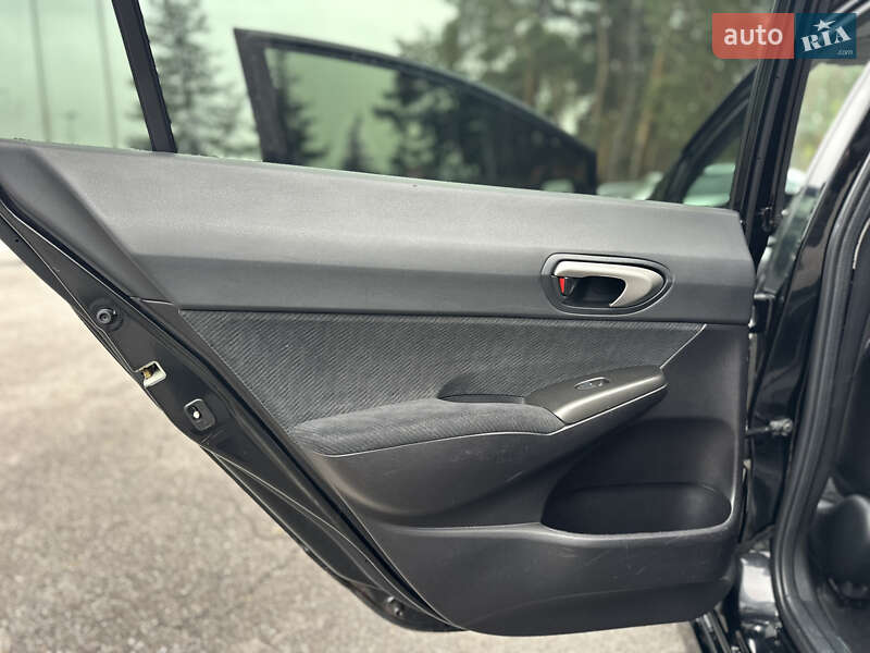 Седан Honda Civic 2010 в Києві фото 27 Седан Honda Civic 2010 в Києві