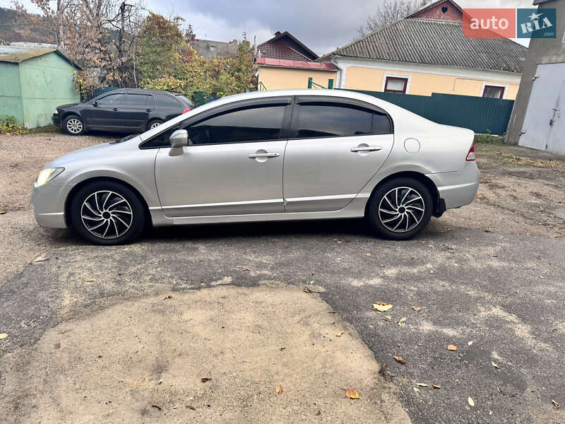 Седан Honda Civic 2007 в Могилев-Подольске