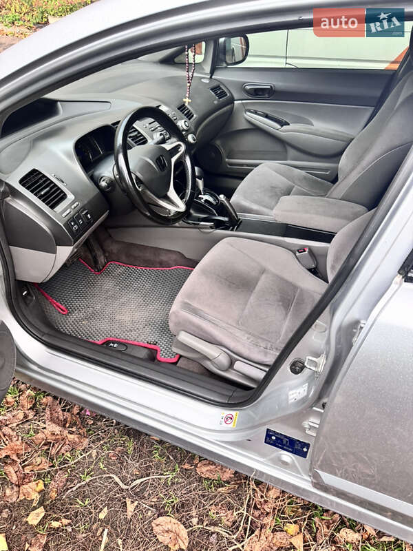 Седан Honda Civic 2007 в Могилев-Подольске