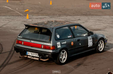 Хэтчбек Honda Civic 1988 в Ирпене