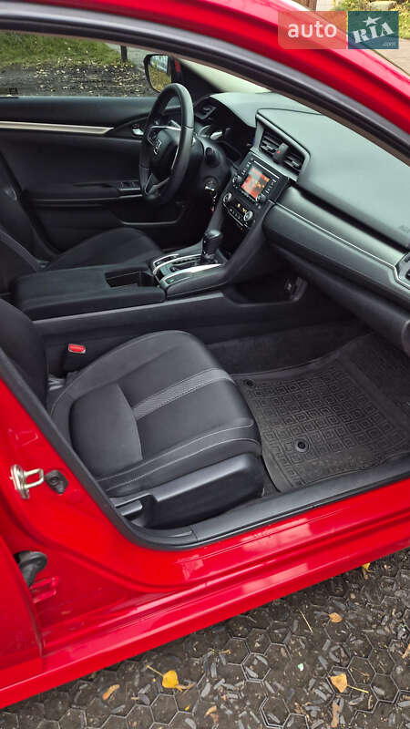 Седан Honda Civic 2018 в Києві фото 23 Седан Honda Civic 2018 в Києві