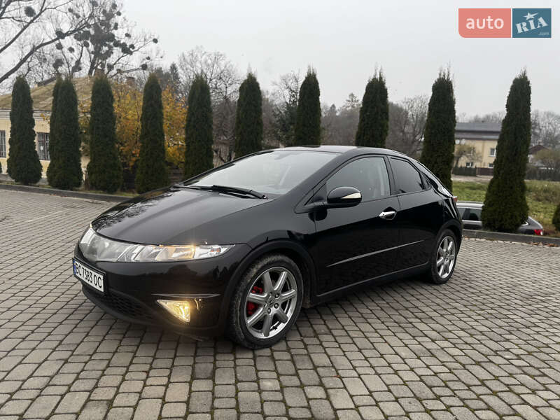 Хэтчбек Honda Civic 2006 в Львове фото 4 Хэтчбек Honda Civic 2006 в Львове