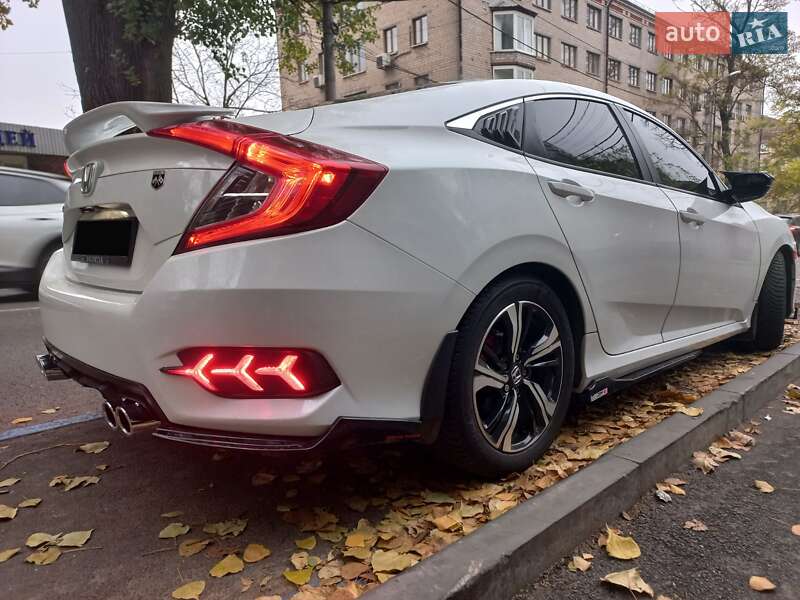 Седан Honda Civic 2019 в Днепре фото 6 Седан Honda Civic 2019 в Днепре