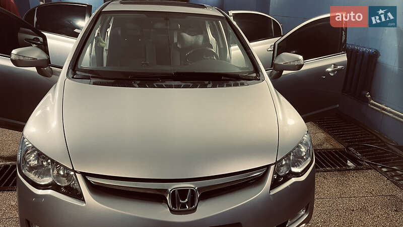 Седан Honda Civic 2007 в Перещепині