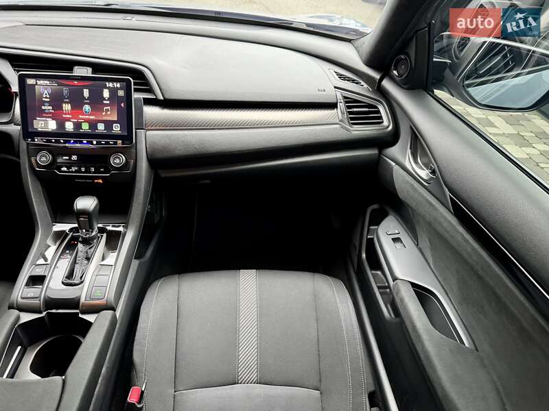 Хэтчбек Honda Civic 2019 в Киеве