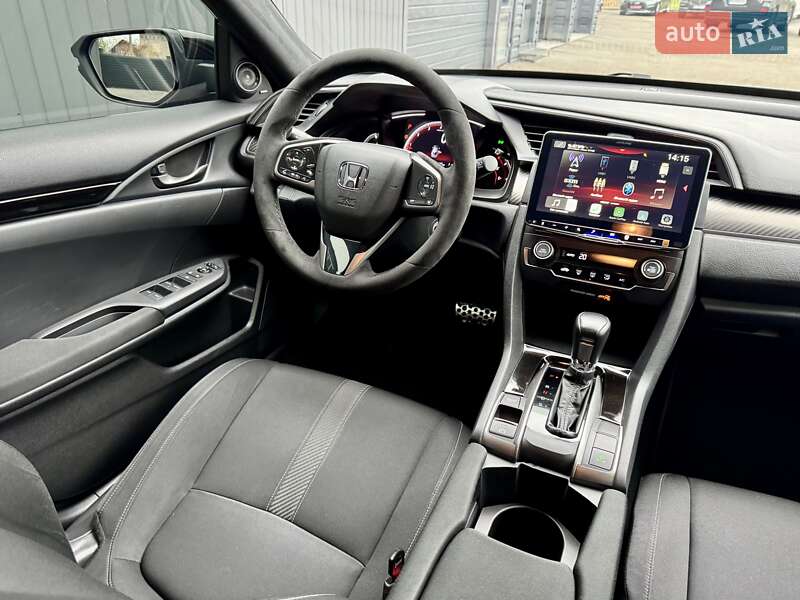 Хэтчбек Honda Civic 2019 в Киеве