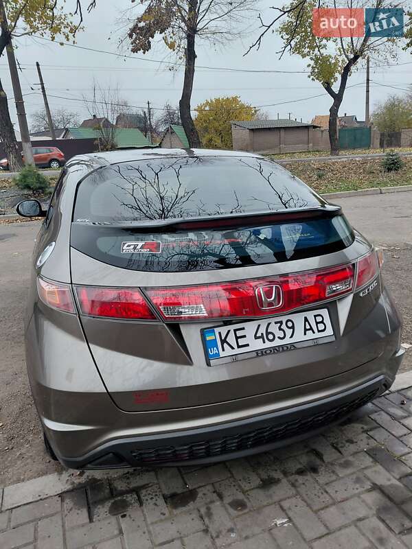 Хетчбек Honda Civic 2006 в Кривому Розі фото 7 Хетчбек Honda Civic 2006 в Кривому Розі