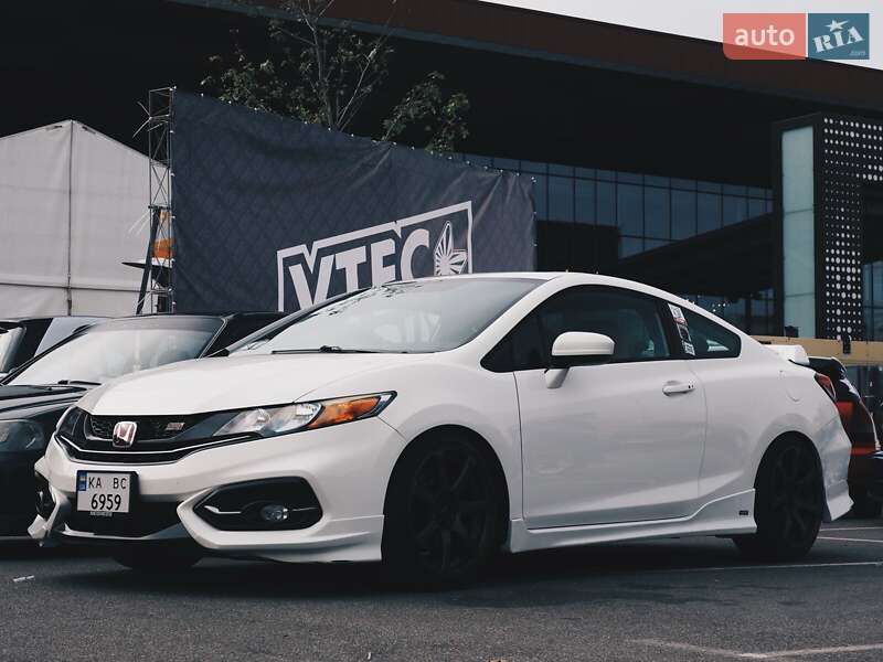 Купе Honda Civic 2015 в Києві