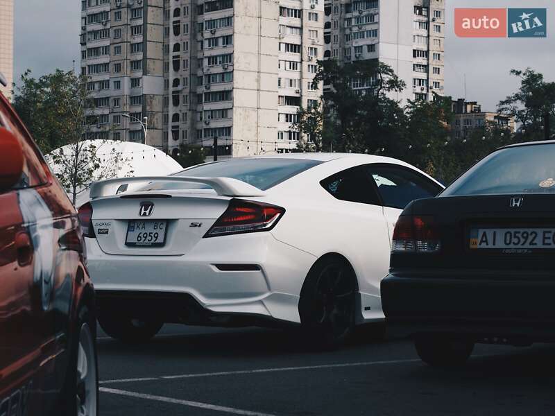 Купе Honda Civic 2015 в Києві