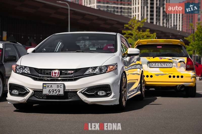 Купе Honda Civic 2015 в Києві