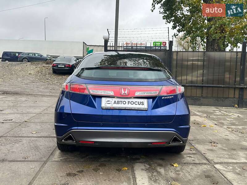 Хэтчбек Honda Civic 2010 в Киеве фото 6 Хэтчбек Honda Civic 2010 в Киеве