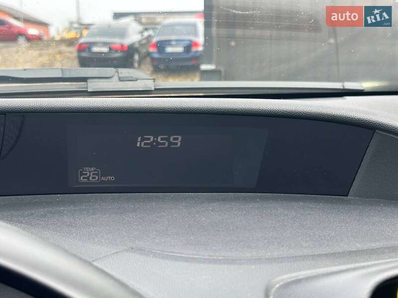 Хэтчбек Honda Civic 2010 в Киеве фото 17 Хэтчбек Honda Civic 2010 в Киеве