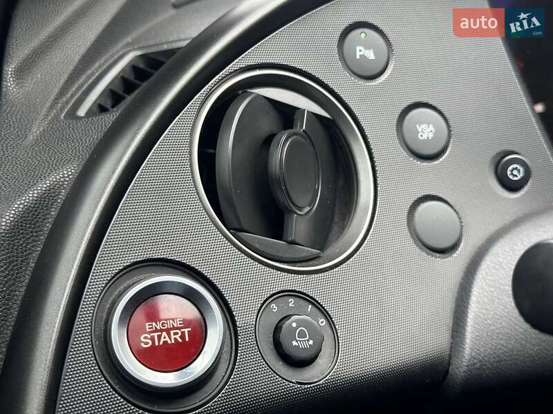 Хэтчбек Honda Civic 2010 в Киеве фото 21 Хэтчбек Honda Civic 2010 в Киеве