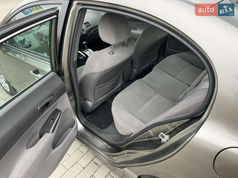 Седан Honda Civic 2008 в Полтаве