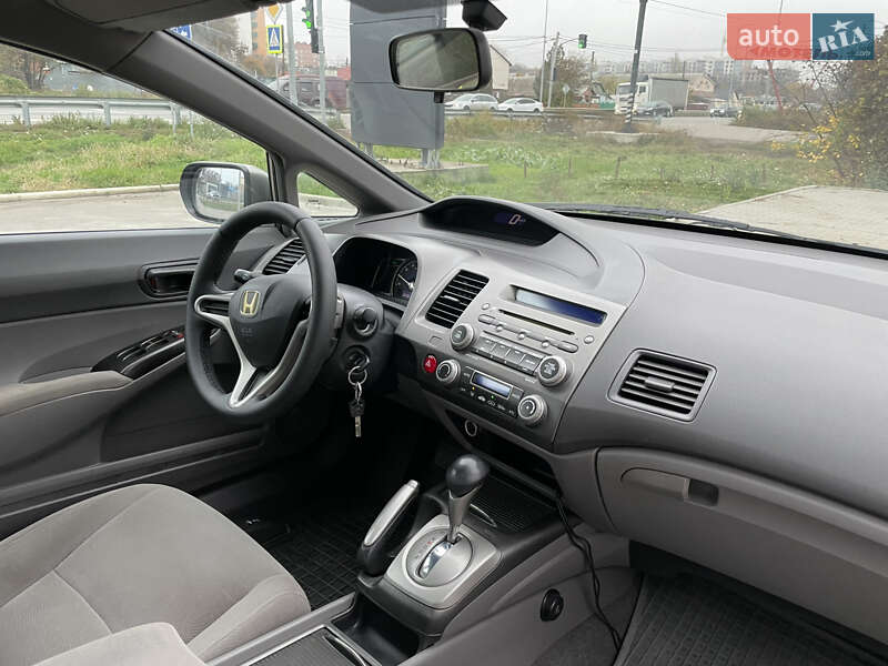 Седан Honda Civic 2008 в Полтаве