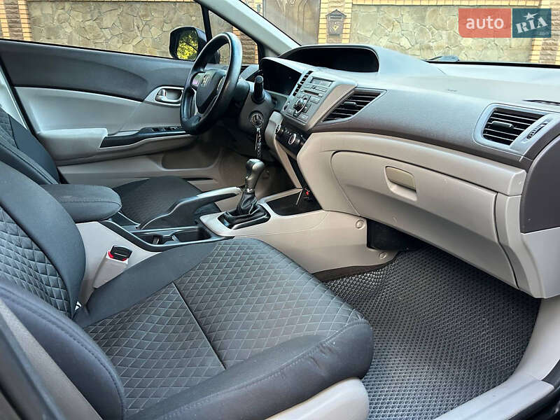 Седан Honda Civic 2011 в Чернигове фото 16 Седан Honda Civic 2011 в Чернигове