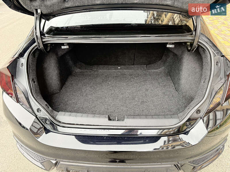 Купе Honda Civic 2018 в Чернигове фото 24 Купе Honda Civic 2018 в Чернигове