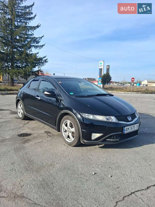 Хэтчбек Honda Civic 2010 в Житомире фото Хэтчбек Honda Civic 2010 в Житомире