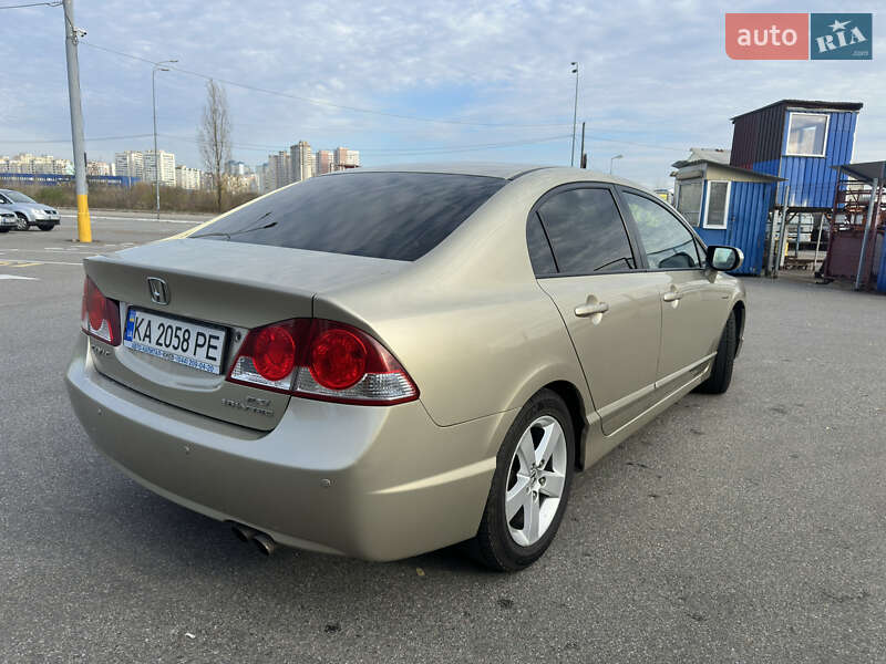 Седан Honda Civic 2008 в Киеве
