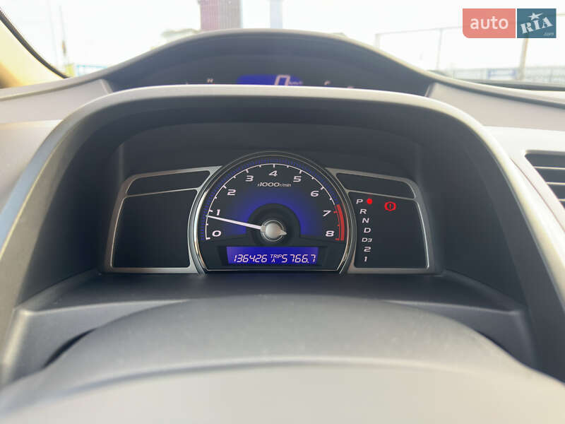 Седан Honda Civic 2008 в Киеве