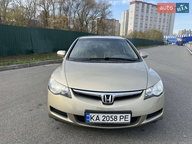 Седан Honda Civic 2008 в Киеве
