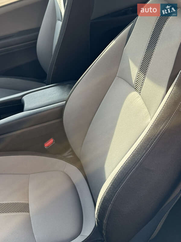 Купе Honda Civic 2016 в Киеве фото 26 Купе Honda Civic 2016 в Киеве