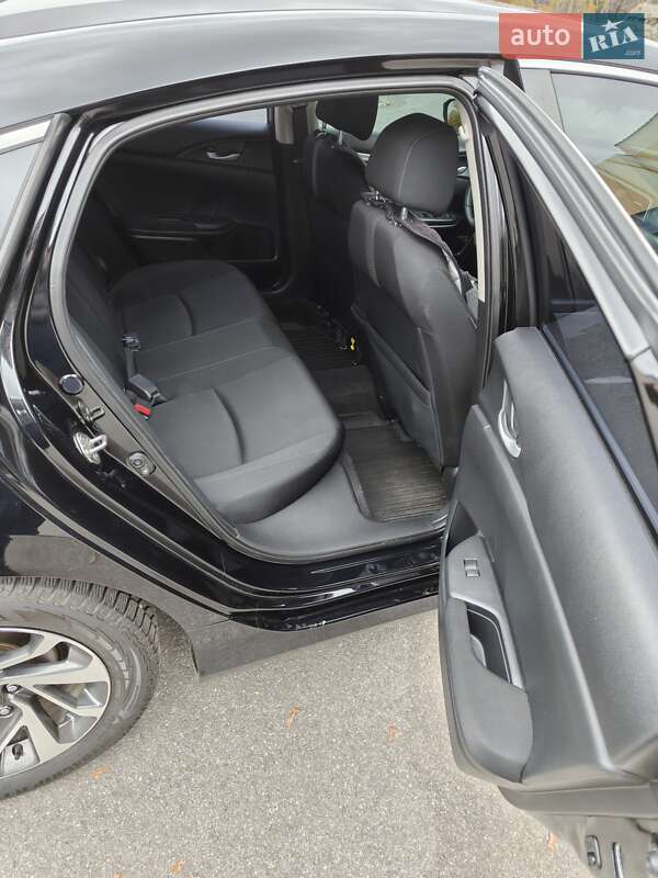 Седан Honda Civic 2018 в Харькове фото 12 Седан Honda Civic 2018 в Харькове