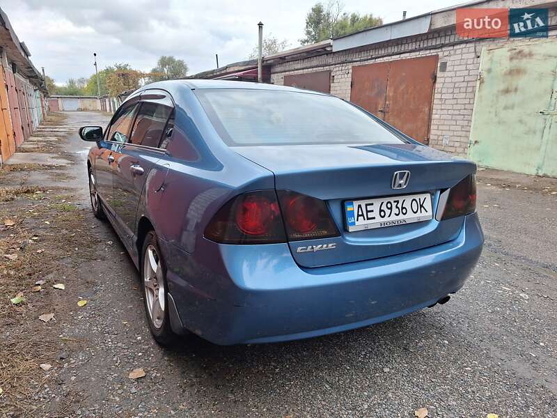 Седан Honda Civic 2007 в Кривому Розі