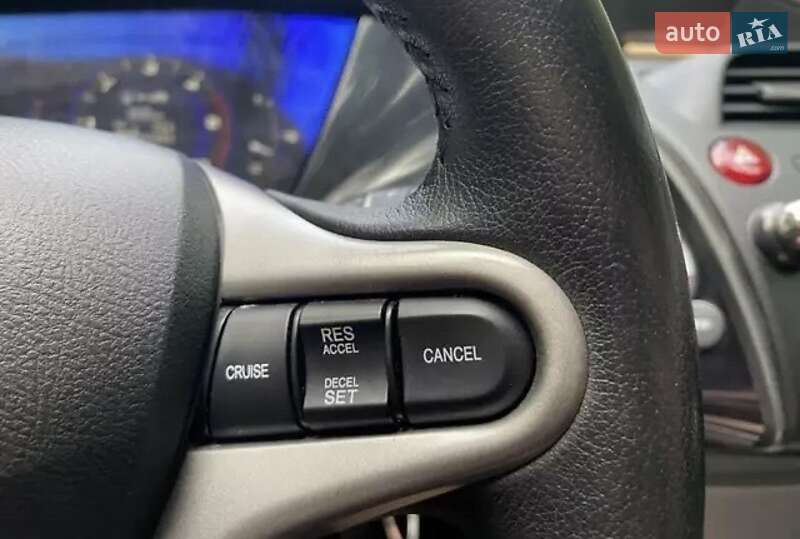 Хэтчбек Honda Civic 2008 в Могилев-Подольске фото 15 Хэтчбек Honda Civic 2008 в Могилев-Подольске