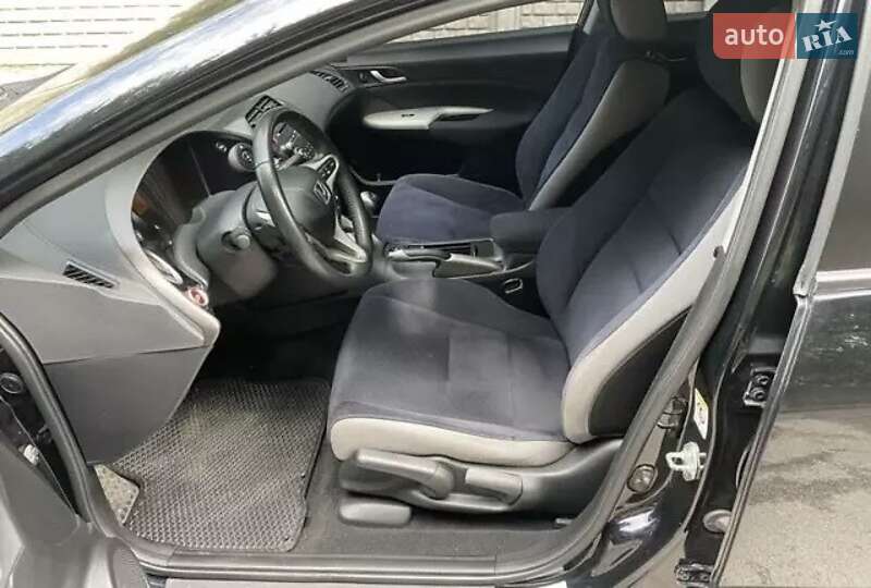 Хэтчбек Honda Civic 2008 в Могилев-Подольске фото 37 Хэтчбек Honda Civic 2008 в Могилев-Подольске