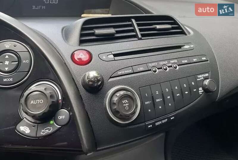 Хэтчбек Honda Civic 2008 в Могилев-Подольске фото 52 Хэтчбек Honda Civic 2008 в Могилев-Подольске