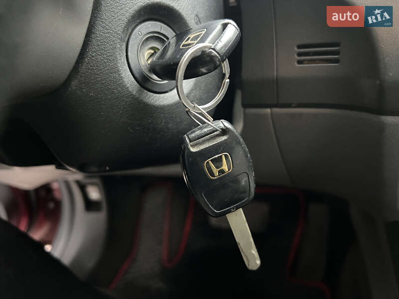 Седан Honda Civic 2007 в Киеве фото 38 Седан Honda Civic 2007 в Киеве