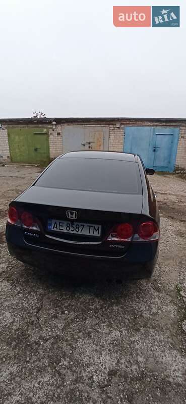 Седан Honda Civic 2007 в Дніпрі