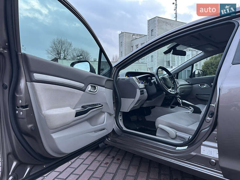 Седан Honda Civic 2012 в Днепре