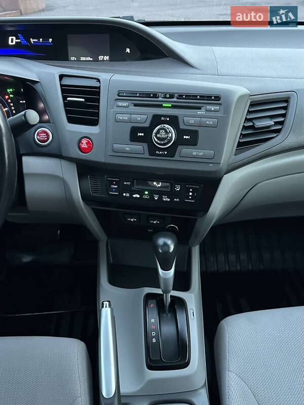 Седан Honda Civic 2012 в Днепре