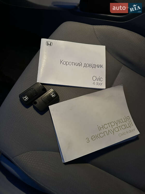 Седан Honda Civic 2012 в Днепре