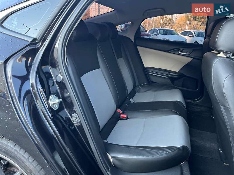Седан Honda Civic 2017 в Киеве фото 11 Седан Honda Civic 2017 в Киеве
