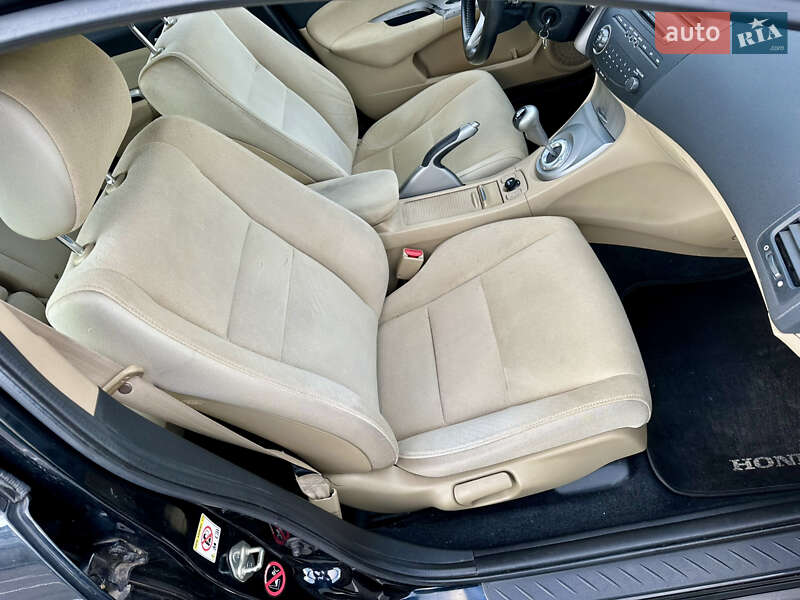 Хэтчбек Honda Civic 2008 в Киеве