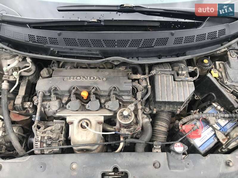 Седан Honda Civic 2008 в Києві