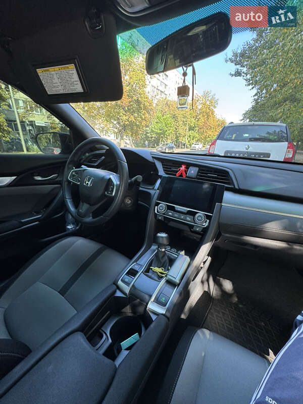 Купе Honda Civic 2016 в Софіївській Борщагівці