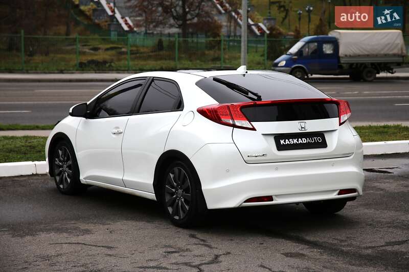 Хэтчбек Honda Civic 2012 в Харькове