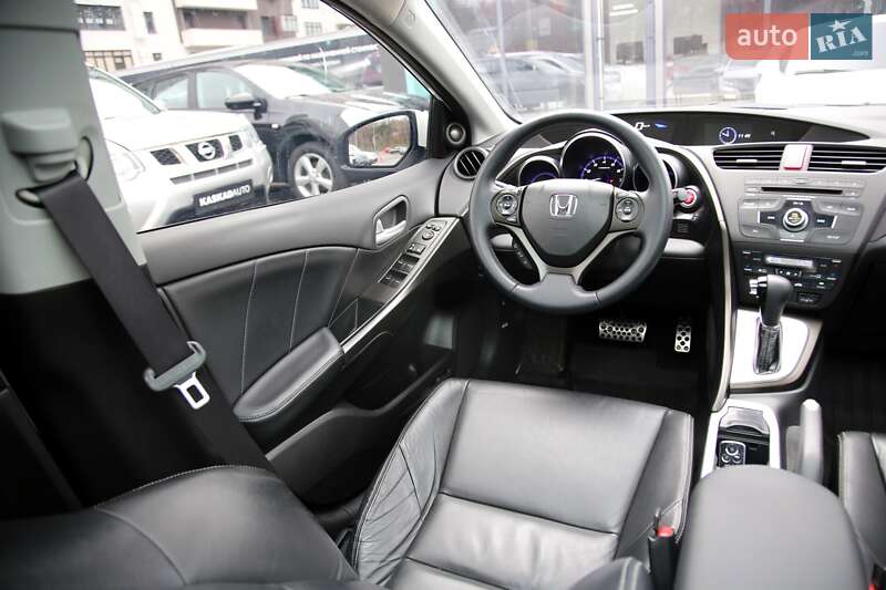 Хэтчбек Honda Civic 2012 в Харькове