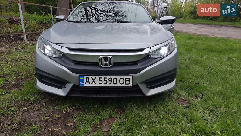 Седан Honda Civic 2017 в Харькове