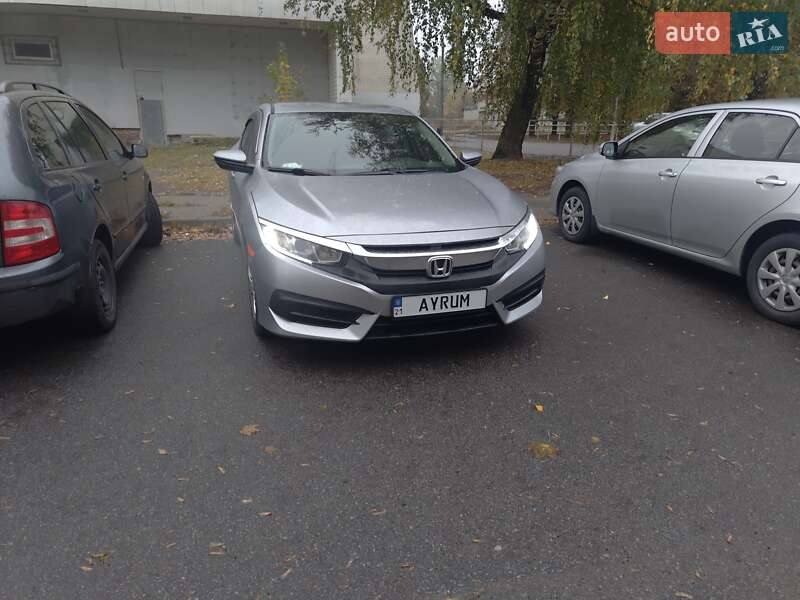 Седан Honda Civic 2017 в Харькове